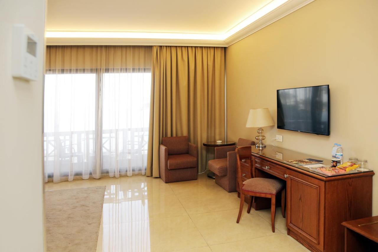 Bayview Hotel Beirut Exterior foto